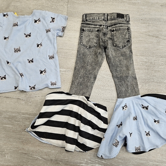 PEPPA & PRIM 2 Piece CAT Print Set Size 6 - Picture 1 of 6